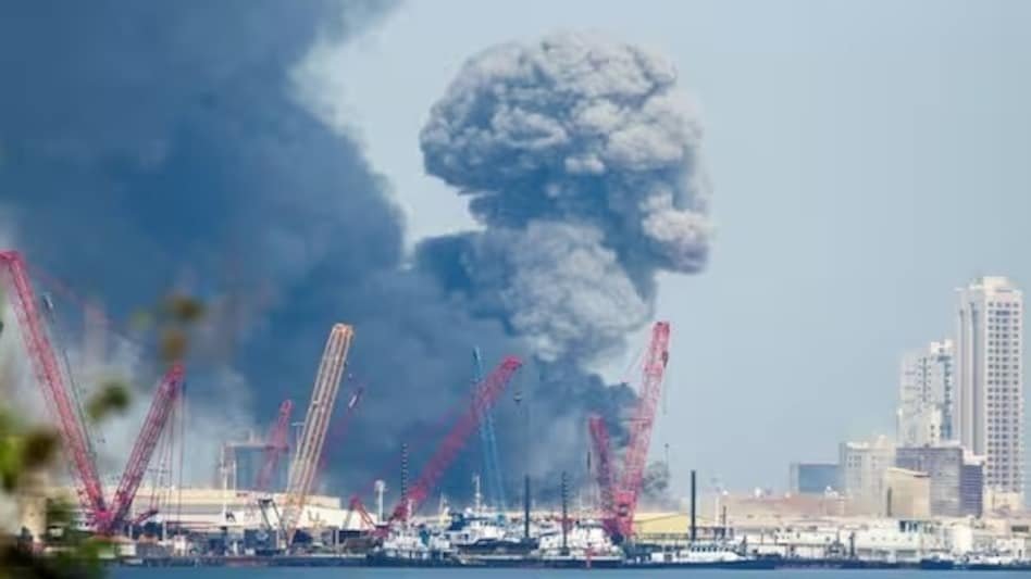 सीजफायर के कुछ घंटों बाद ही भड़की खाड़ी में तनाव, ईरान के हमले से बढ़ी अशांति